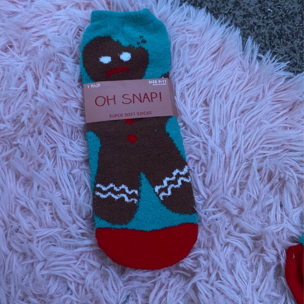 Ginger bread fuzzy socks